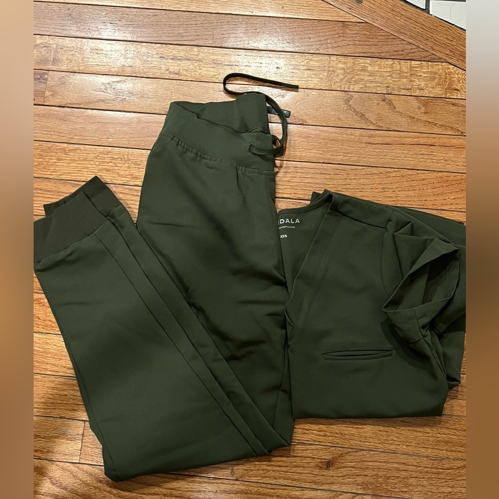 Mandala olive jogger scrubs set of top and bottoms